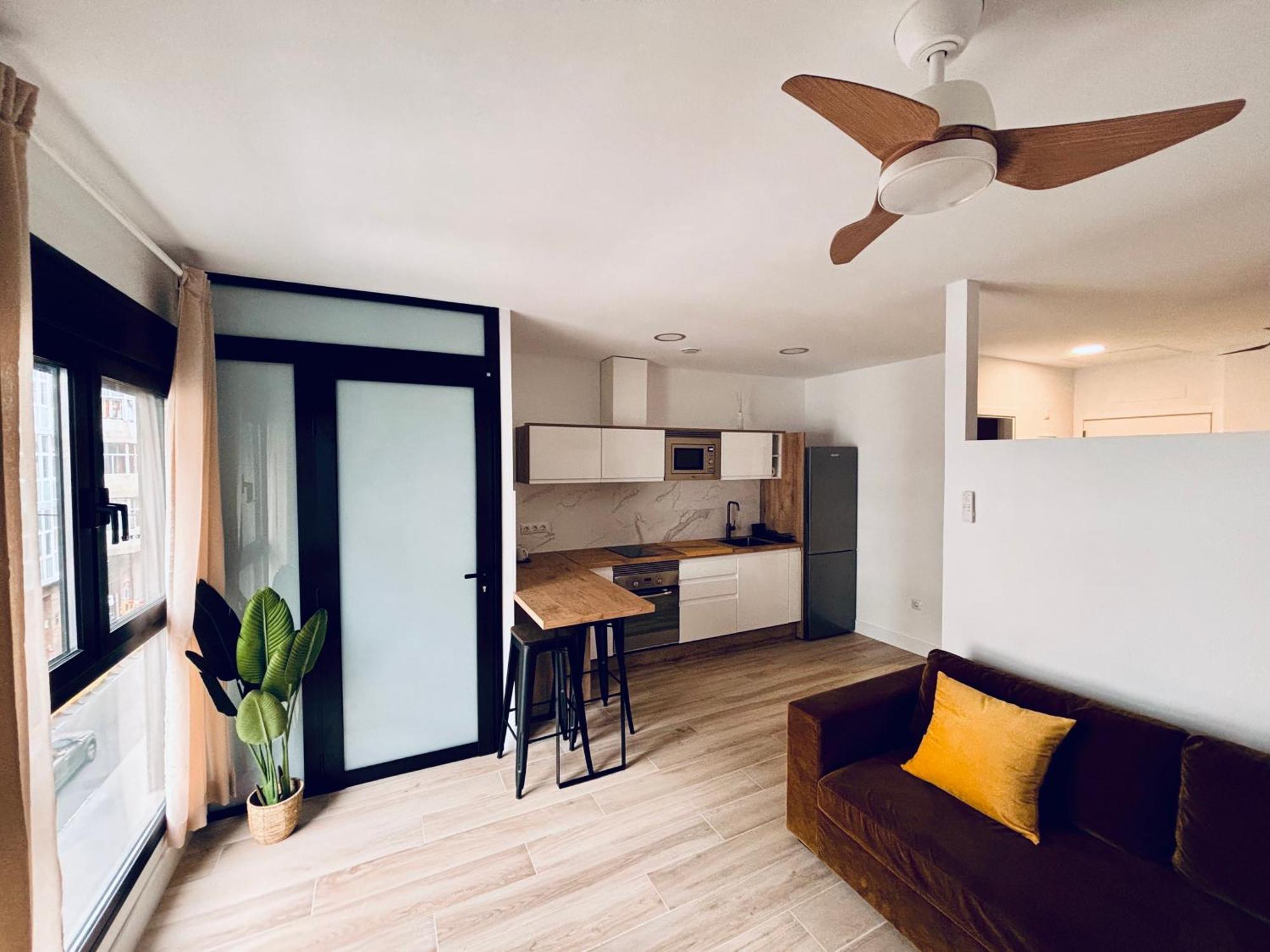 Playa De Canteras- Albareda 1 Apartamento